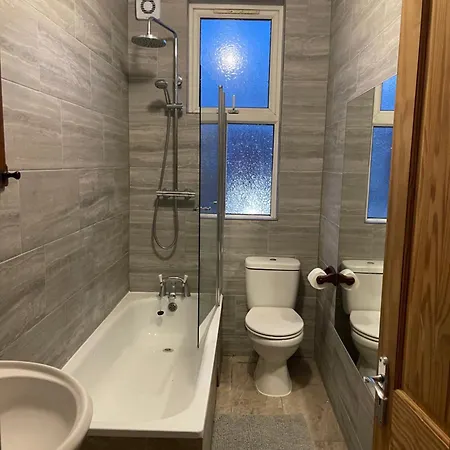 The Mount, 4 Bed In Leeds (West Yorkshire)