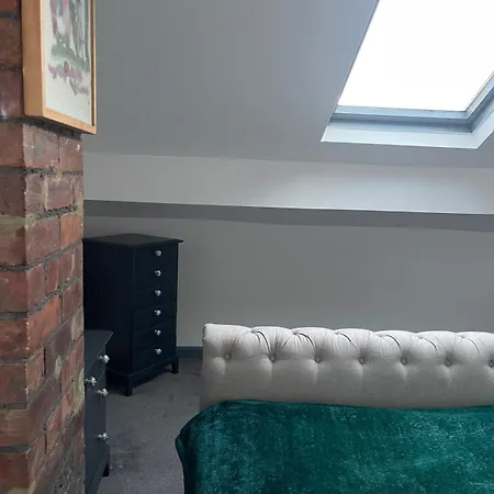 The Mount, 4 Bed In Leeds (West Yorkshire)