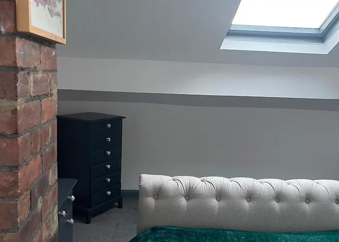 The Mount, 4 Bed In Лідс