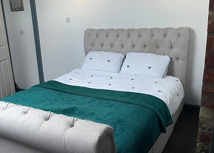 Апартаменти The Mount, 4 Bed In Лідс