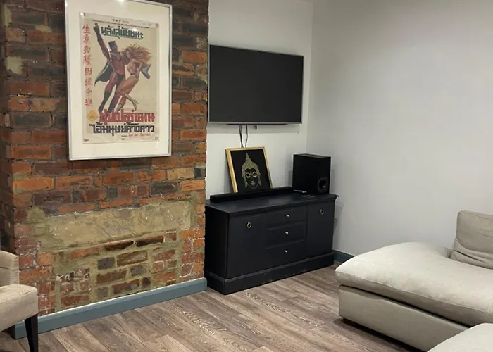 The Mount, 4 Bed In *